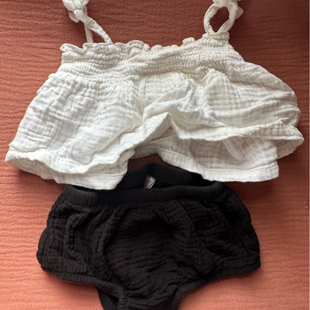 Muslin baby girl set